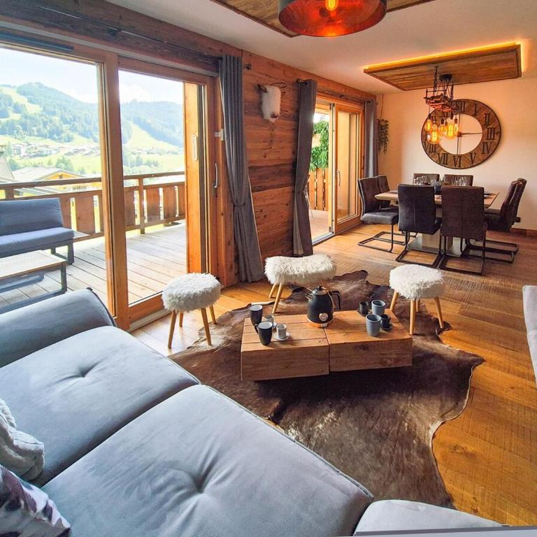 NEW ! HOLY COW - LES GETS - Proche pistes et centre - Souplex Design 4 chambres - 10 personnes - Idéal 8 personnes - Apartment - 6