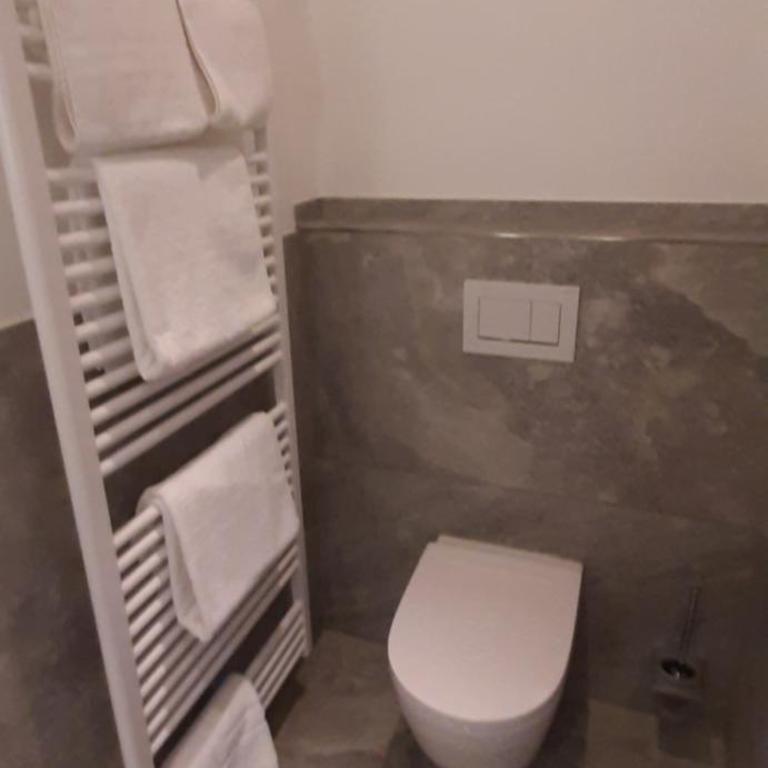 Gästehaus Reichart - Camera Matrimoniale Deluxe (2 Adulti + 1 Bambino) - 12