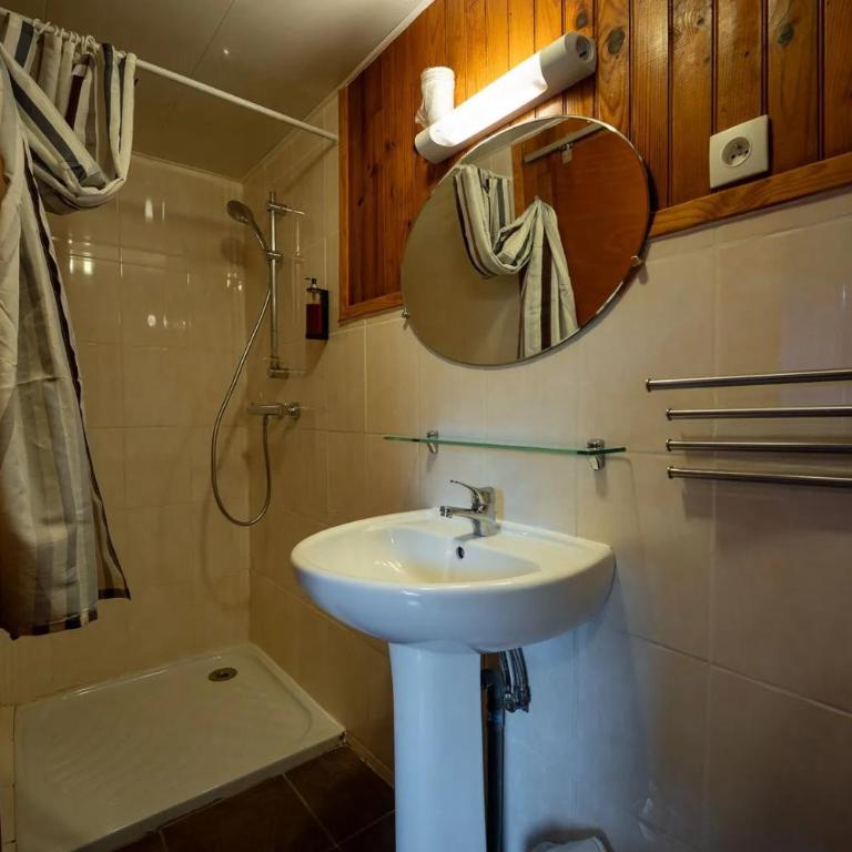 Auberge Restaurant du Virage - Chambre Quadruple - 5
