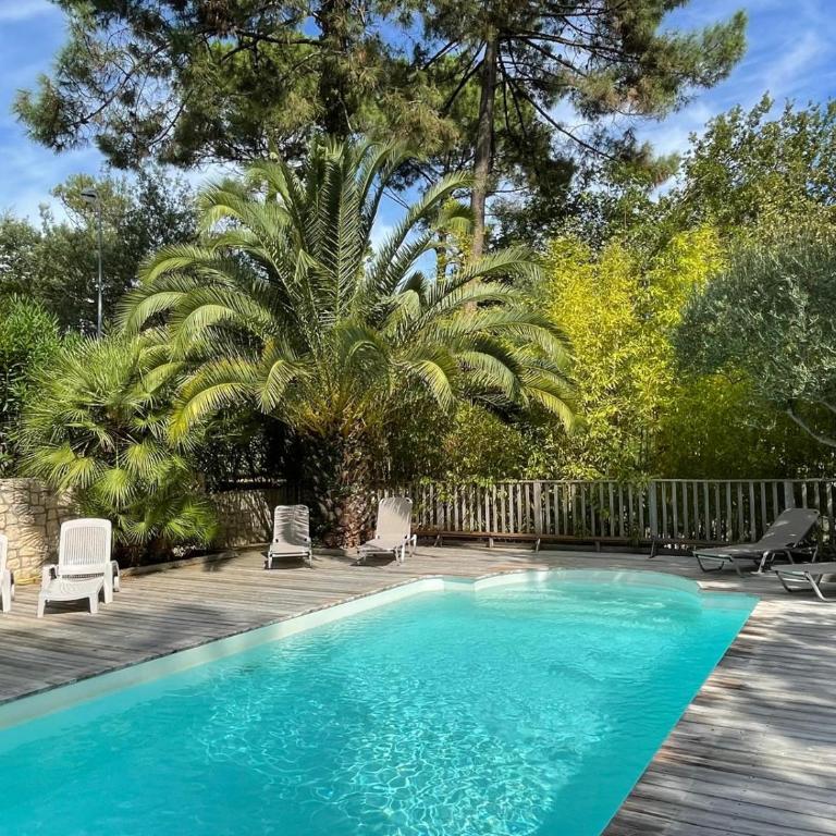 Ravissante villa tout bois avec piscine chauffée - Maison 4 Chambres - 1