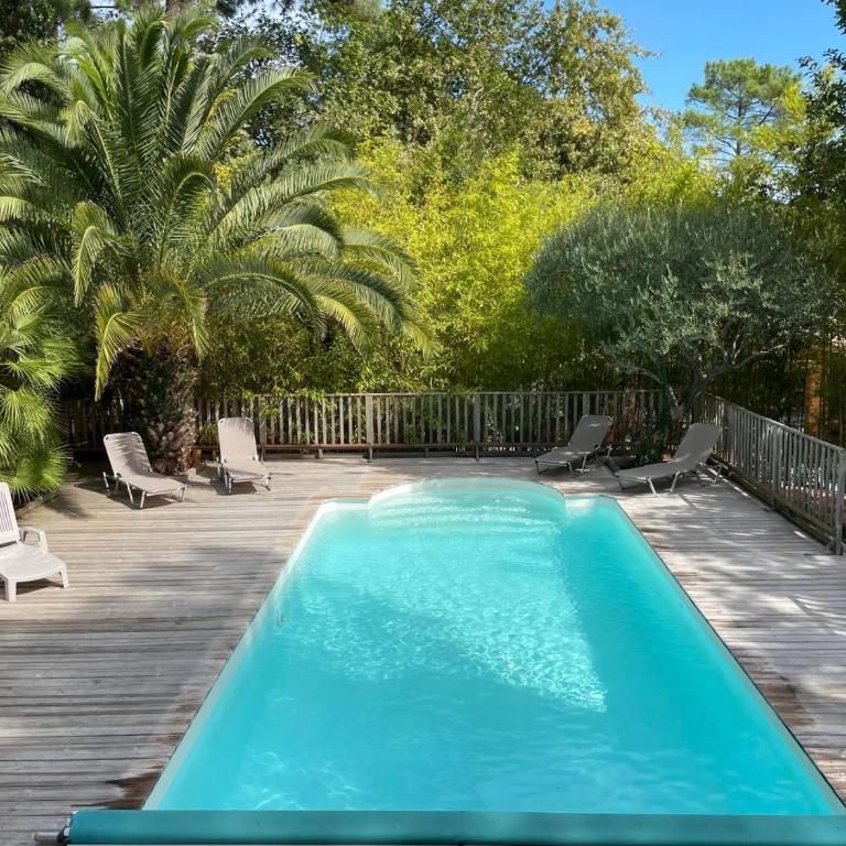 Ravissante villa tout bois avec piscine chauffée - Maison 4 Chambres - 15