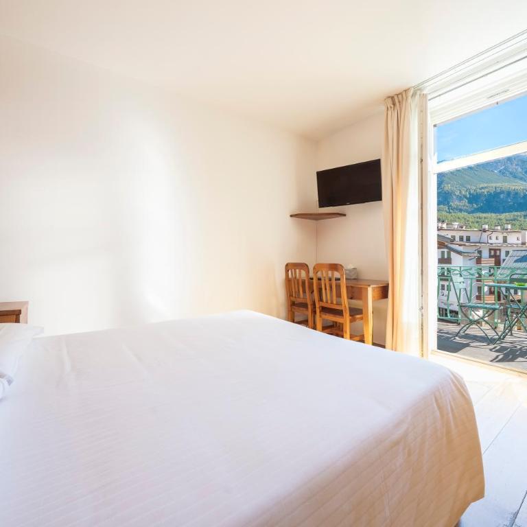 Hotel Montana - Camera Matrimoniale/Doppia con Letti Singoli - 7