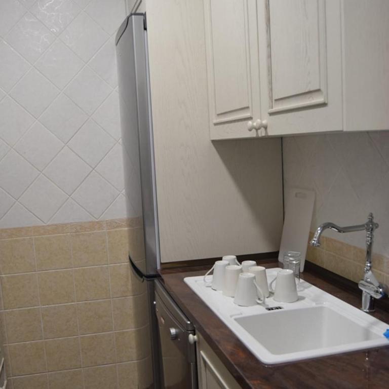 Apartamento Ronda Ríos Rosas Center - Apartamento de 3 dormitorios - 3