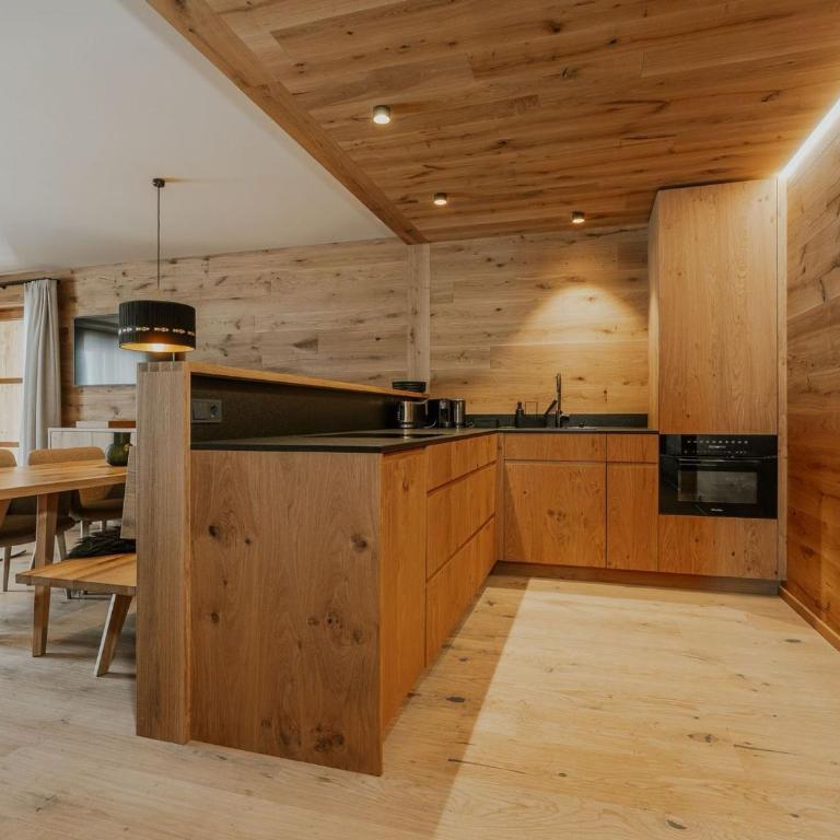 Almrausch Lech Apartments - Apartment mit 2 Schlafzimmern und Terrasse - 8
