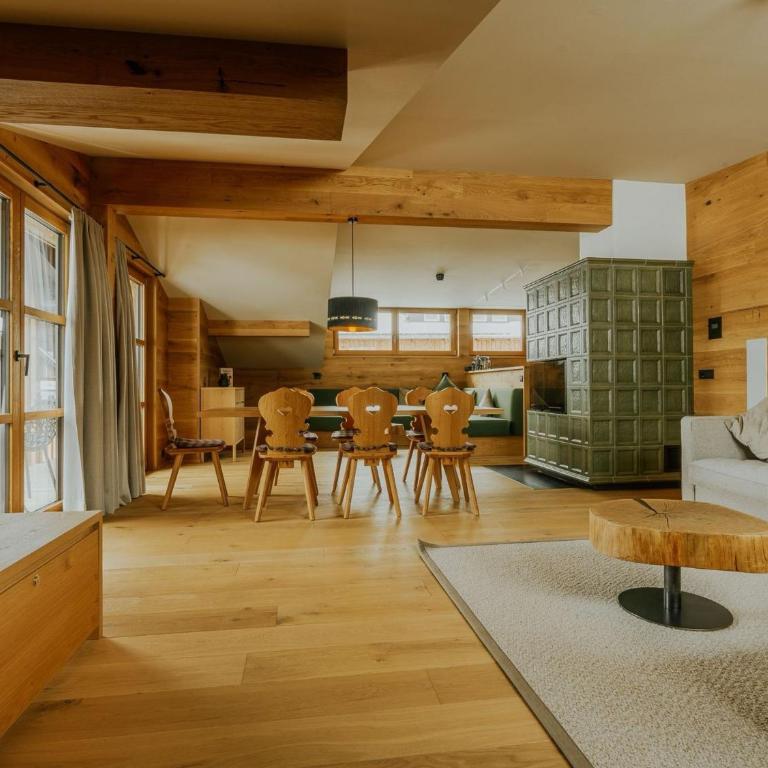 Almrausch Lech Apartments - Apartment mit 3 Schlafzimmern und Bergblick - 15