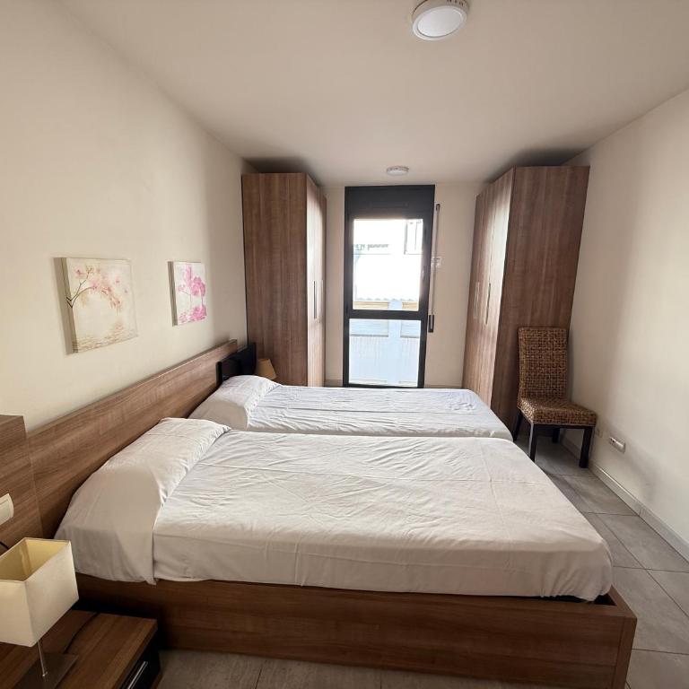 Agi Riera Ginjolers - Apartamento de 2 dormitorios (4 adultos) - 8