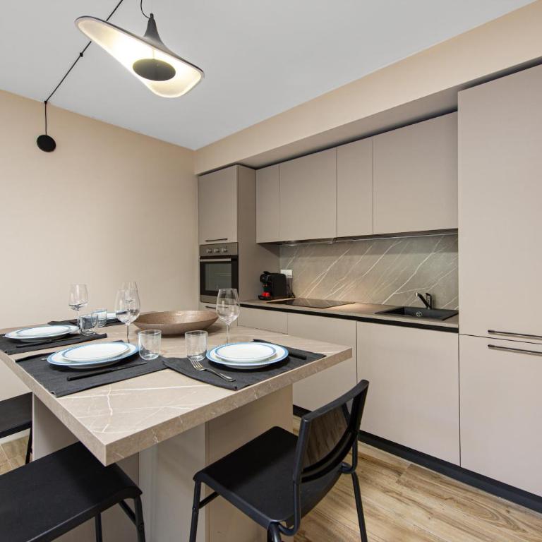 Joli appartement confort, clim - emplacement idéal - Apartamento de 2 dormitorios - 2