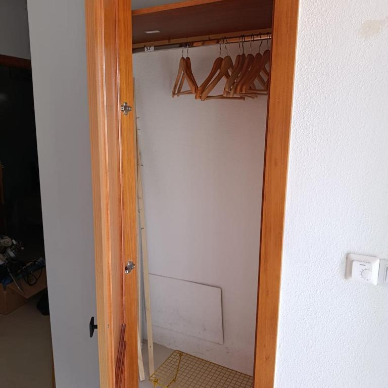Apartamento entero - 110m2 más Solárium - 4 habitaciones y 2 baños - Habitación Familiar con vistas al mar - 22