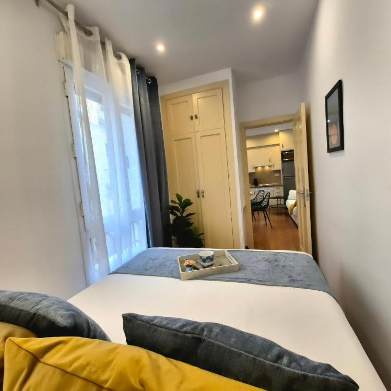 MOLINA - LA LATINA - One-Bedroom Standard Apartment - 1