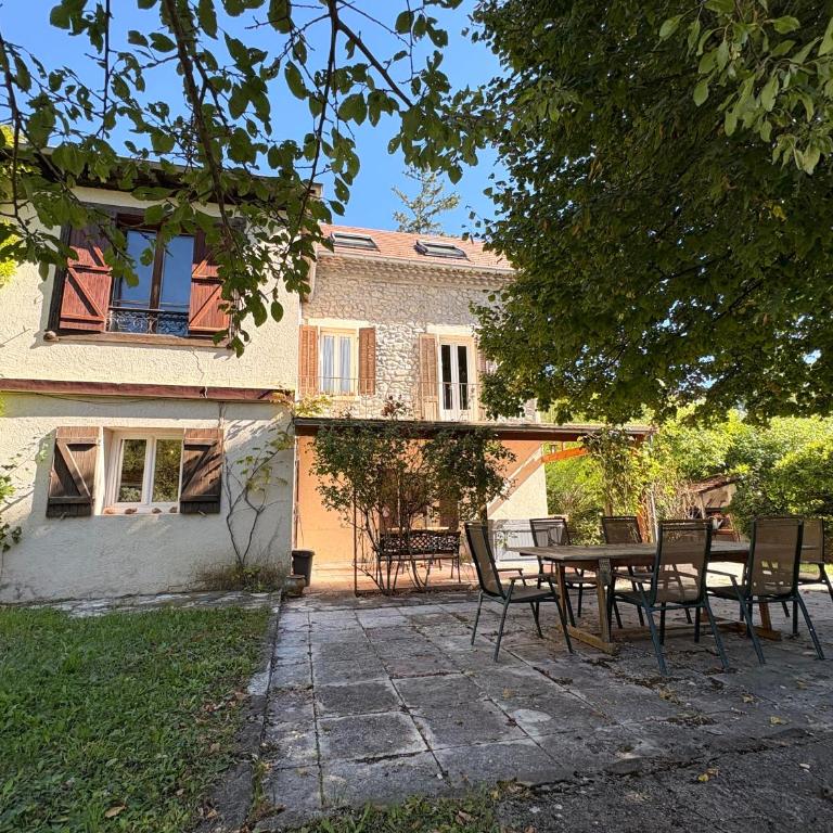 Belle maison, SPA, proche centre-ville - Maison 3 Chambres - 2