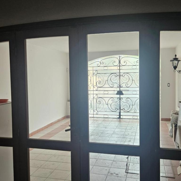 Pausa mendocina centro - Four-Bedroom House - 6