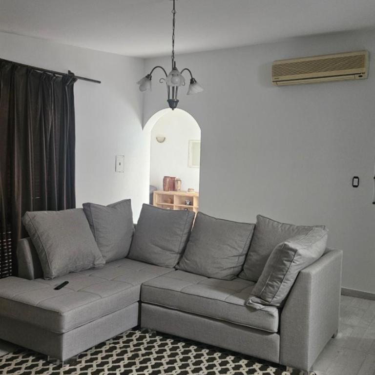 Pausa mendocina centro - Four-Bedroom House - 16