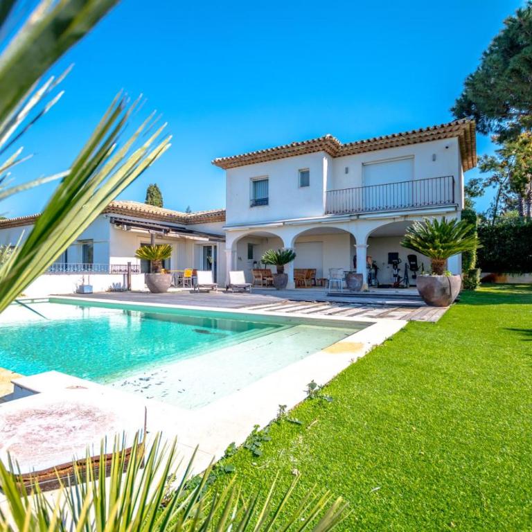 La Villa - Villa - 1