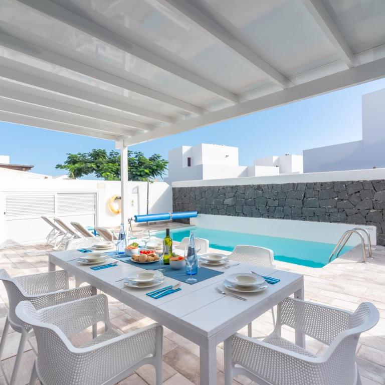 Ereza Villas La Granja - Three-Bedroom Villa - 1