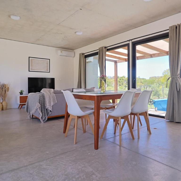 Relax en Punta Colorada Piscina climatizada, fogón y mas - Casa de 2 dormitorios - 12