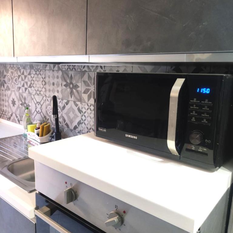 Gemelli House Rome - Monte Mario - Apartment - 17