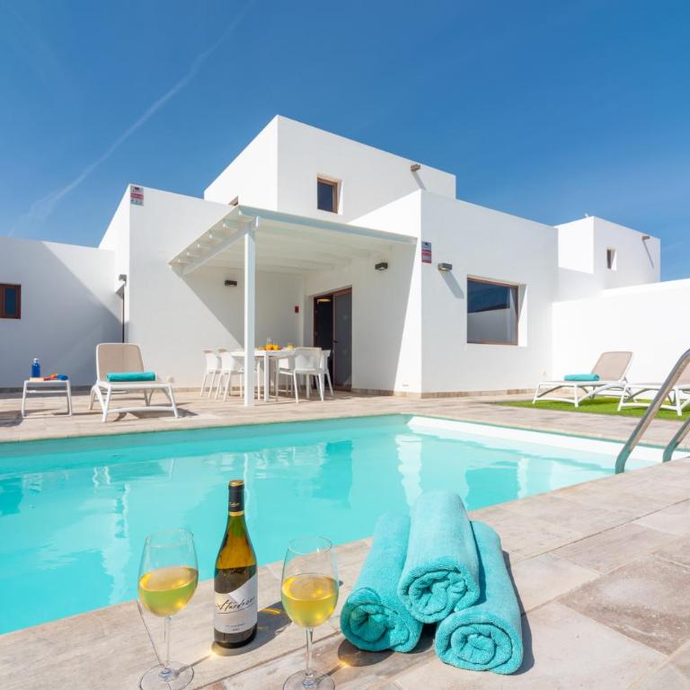 Ereza Villas La Granja - Three-Bedroom Villa - 1