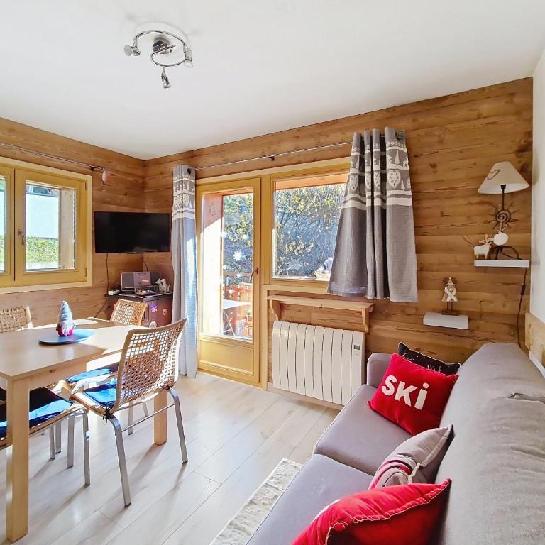 Petit Savoyard PY6 COSY & MOUNTAIN 4 Pers - Appartement avec Balcon - 2