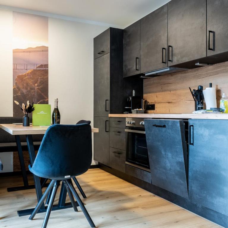 Bergblick Appartements - Apartment mit Balkon - 9