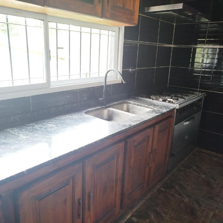 Casa 2 dormitorios con pileta - Two-Bedroom House - 9