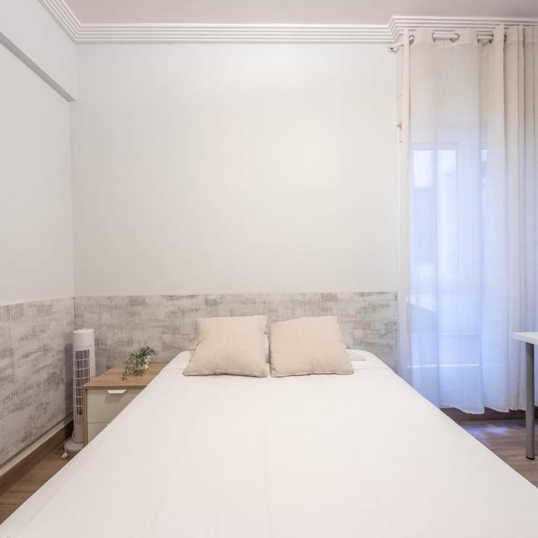 San Mames Termibus by Aston Rentals - Three-Bedroom Apartment - 16