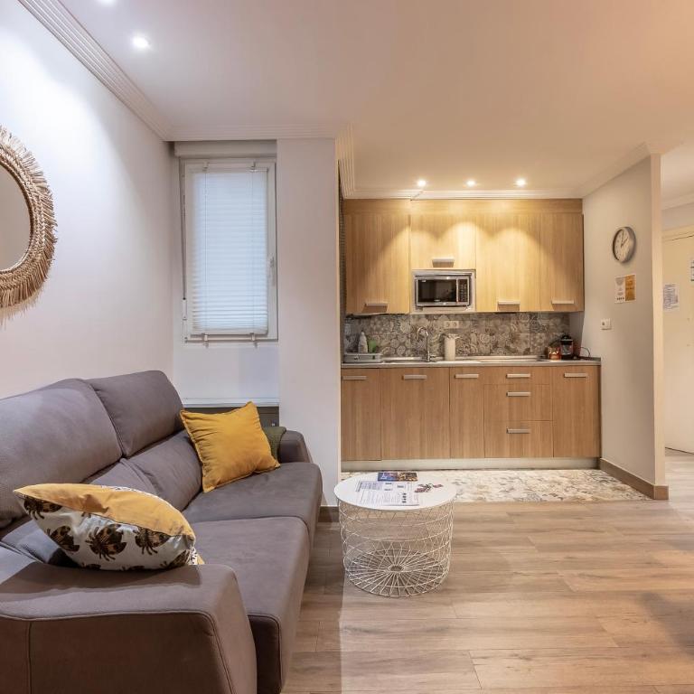San Mames Termibus by Aston Rentals - Three-Bedroom Apartment - 3