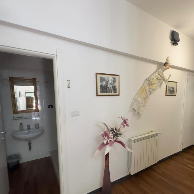 Camere Fontanavecchia - Double or Twin Room with Private External Bathroom - 5