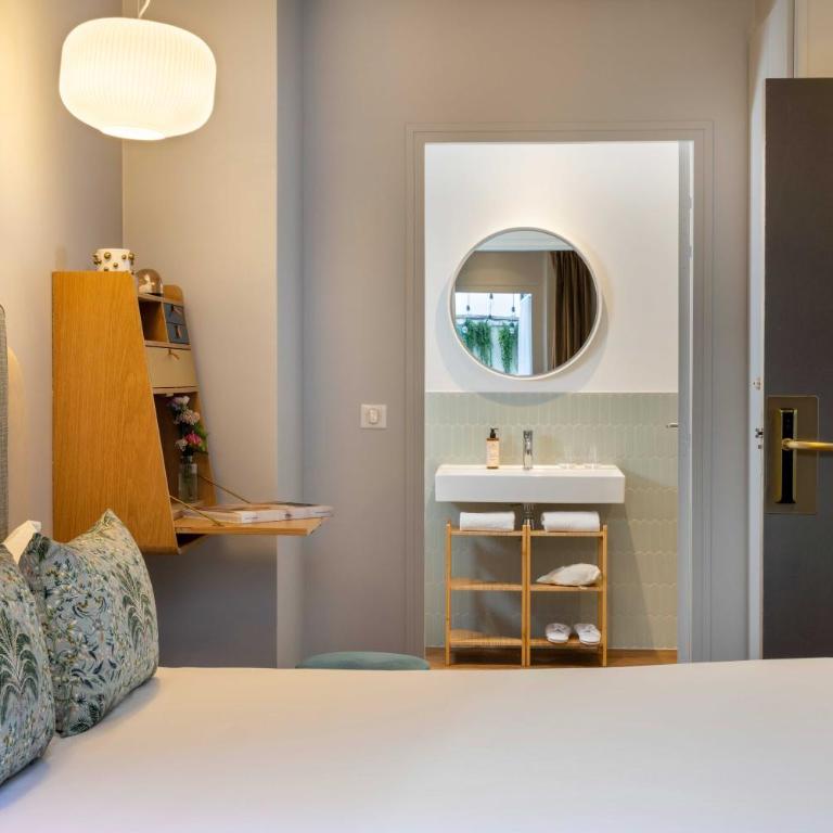 Hôtel Eiffel Saint Charles - Chambre Supérieure avec Terrasse - Accès au Sauna - 3
