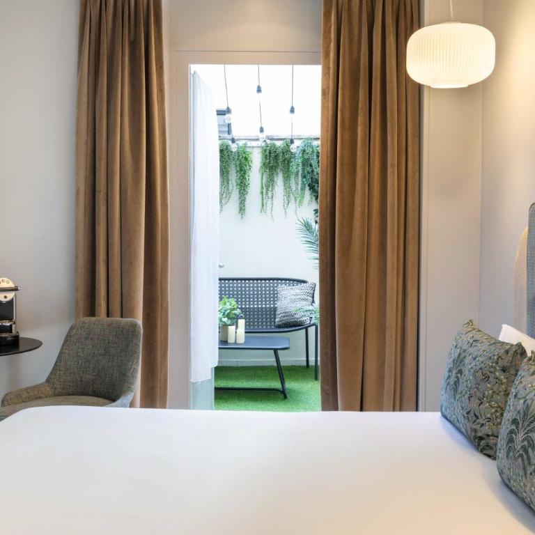 Hôtel Eiffel Saint Charles - Chambre Supérieure avec Terrasse - Accès au Sauna - 1