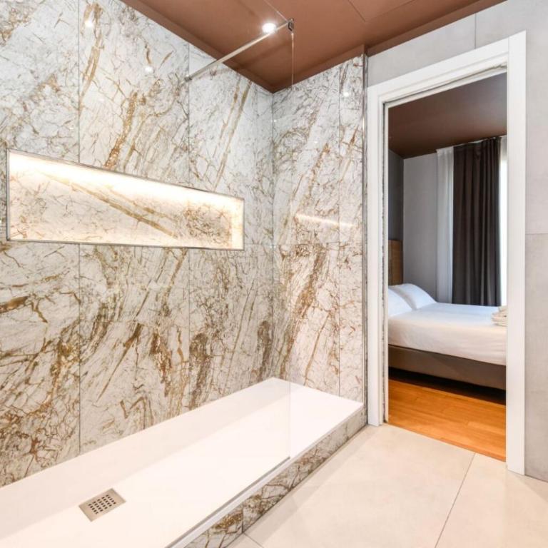 Best Western Hotel Arya - Queen Suite with Two Sofa Beds, Two Terraces and Private Pool - Non-Smoking - 19