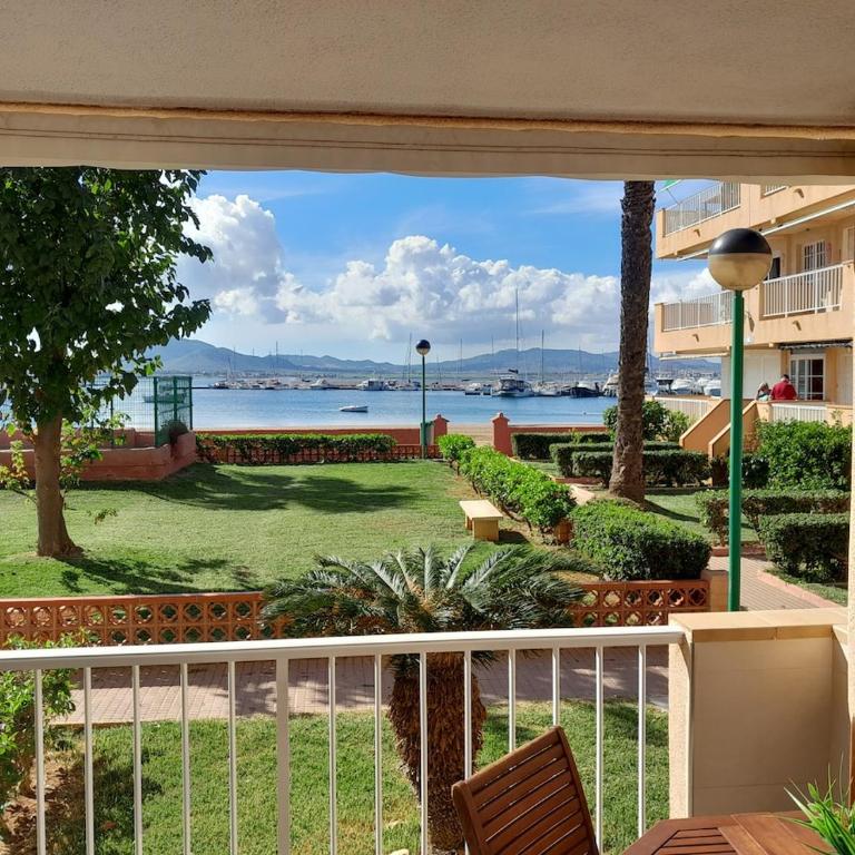Bonito apartamento en Puerto Bello La Manga - Apartment - 41