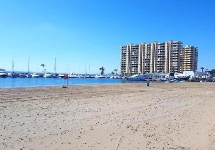 Bonito apartamento en Puerto Bello La Manga - Apartment - 56