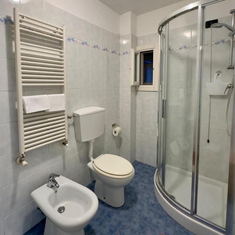 Camere Fontanavecchia - Double or Twin Room with Private External Bathroom - 7