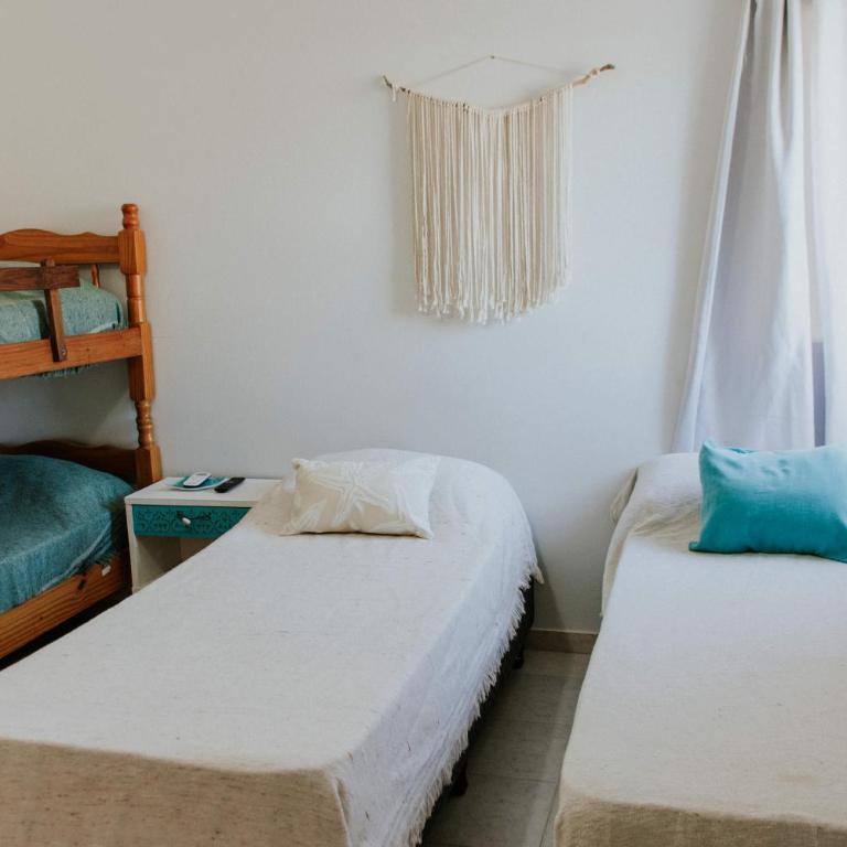 Huinca Che hostel - Habitación Doble con baño privado - 1 o 2 camas - 8