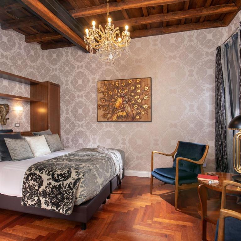 The Inn at the Spanish Steps Luxury Collection - Suite Condotti - One-Bedroom Apartment Annex Building - 3
