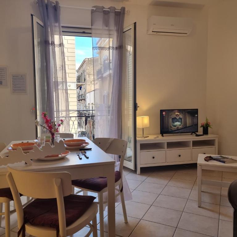 DownTown House by Holiday World - Appartamento con 1 Camera da Letto - 5