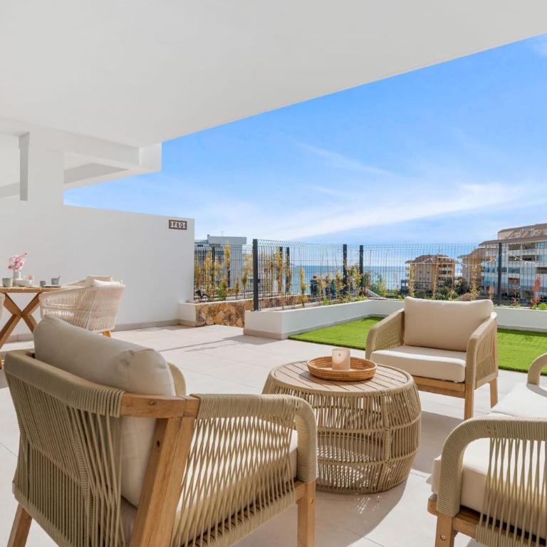 ViVi Homes - Bay Residence - pool - gym - big terrace - Apartamento de 2 dormitorios con vistas al jardín - 5
