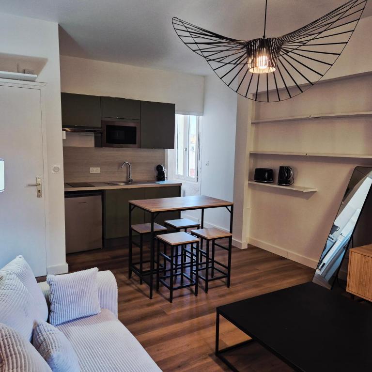 Studio, centre-ville Narbonne - Studio-Apartment mit Balkon - 3