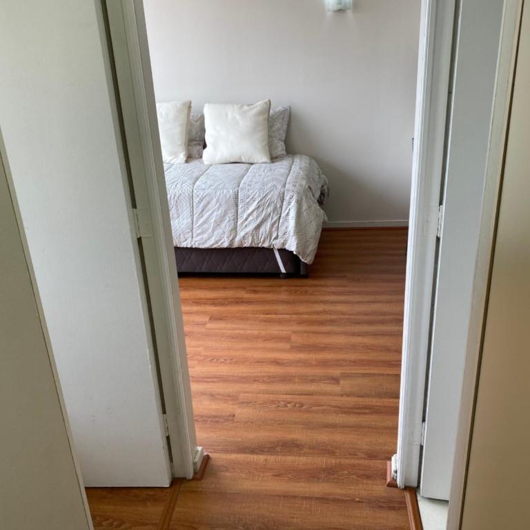 Departamento Centro Santiago Metro Santa Lucía - Two-Bedroom Apartment - 27