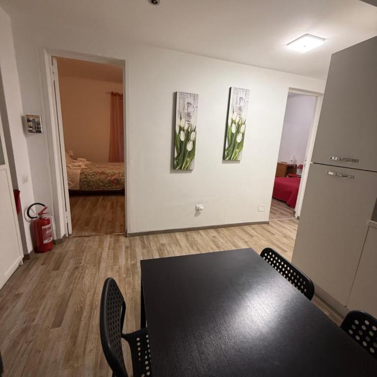 Room CasaVostrA 2 - Appartamento con 4 Camere da Letto - 34