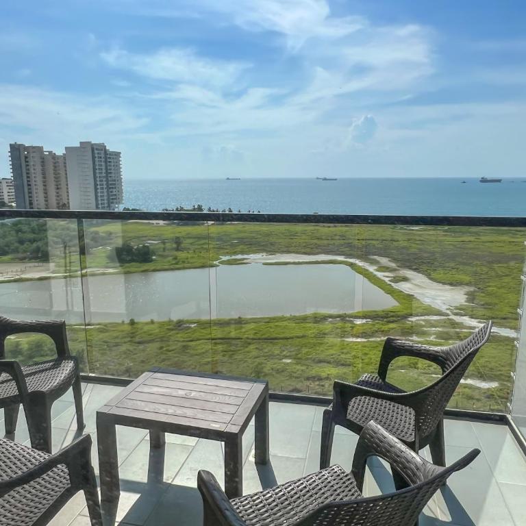 Lujo Caribeño Apartamento con vista al mar y psicina - Two-Bedroom Apartment - 3