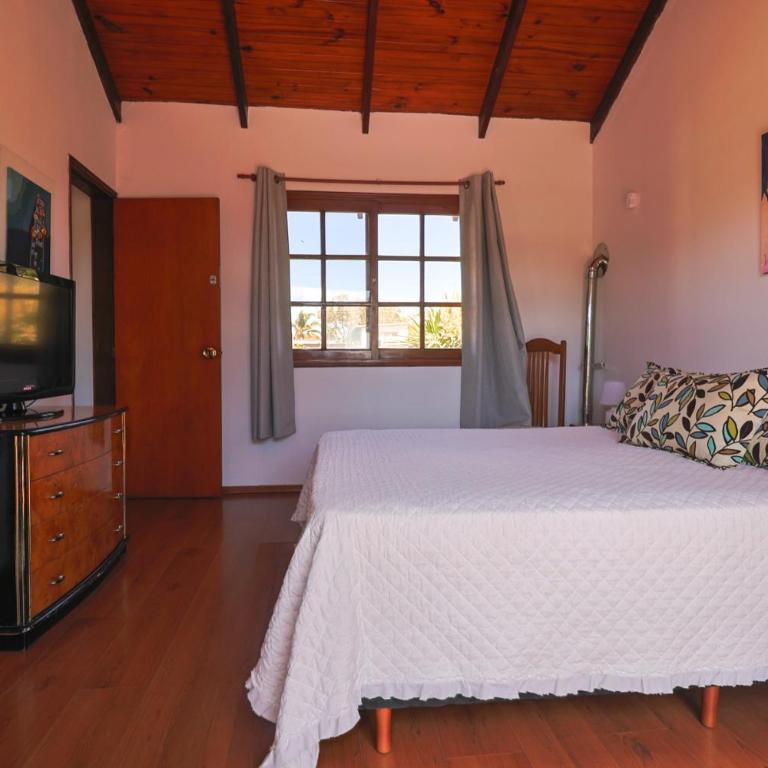 Mona relax en Playa Hermosa - Three-Bedroom House - 12