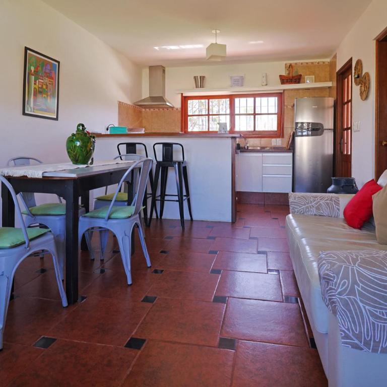 Mona relax en Playa Hermosa - Three-Bedroom House - 11