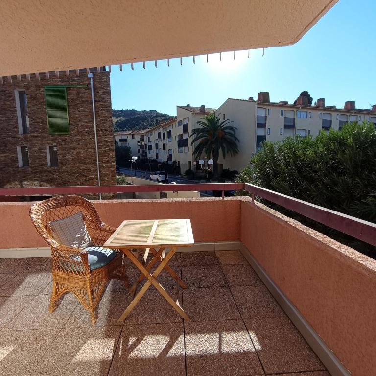 4DOM11 Appartement avec terrasse et parking, proche plage - Apartment mit 2 Schlafzimmern - 1