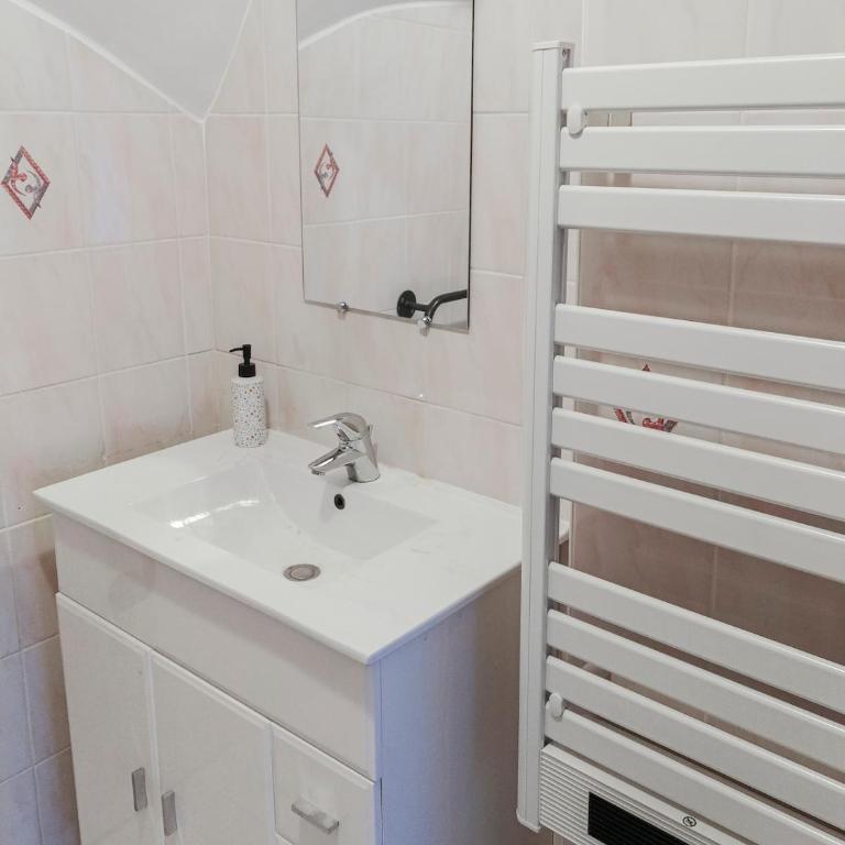 Gite de montagne les Vernets - Maison 4 Chambres - 12