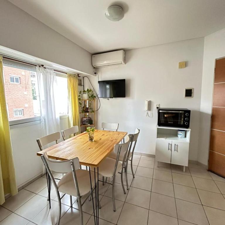 Monoambiente cercano al monumento - One-Bedroom Apartment - 6