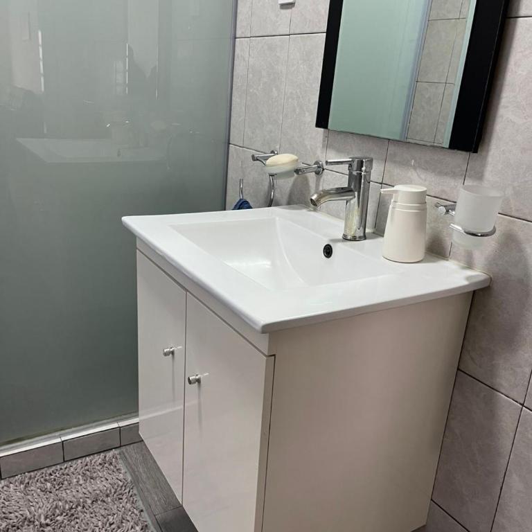Oasis en La Condesa - Three-Bedroom Apartment - 25