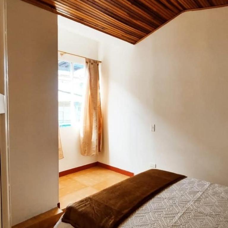 Hospedaje Banhi - Three-Bedroom Apartment - 9
