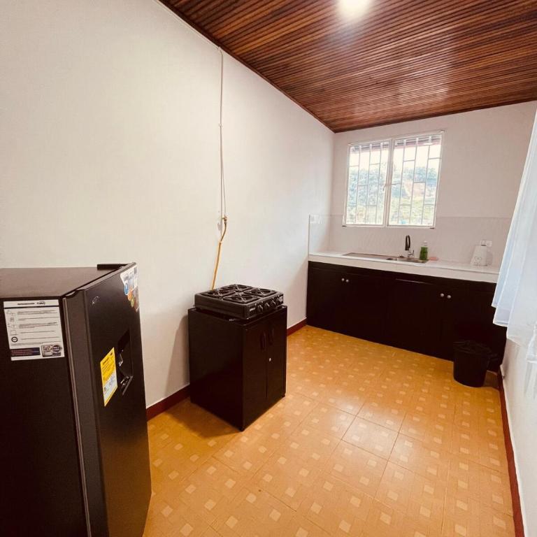 Hospedaje Banhi - Three-Bedroom Apartment - 10