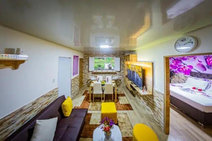 Apartamento Campestre Amoblado en Villavicencio - Two-Bedroom Apartment - 15